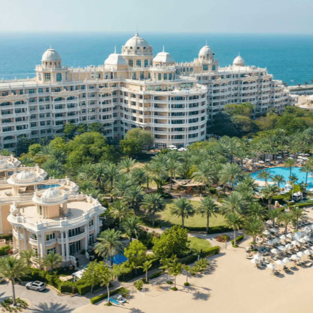https://storage.tally.so/176fb4f6-6bf8-449c-ba25-3791a8a08b1d/Kempinski-Palm-Jumeirah.png