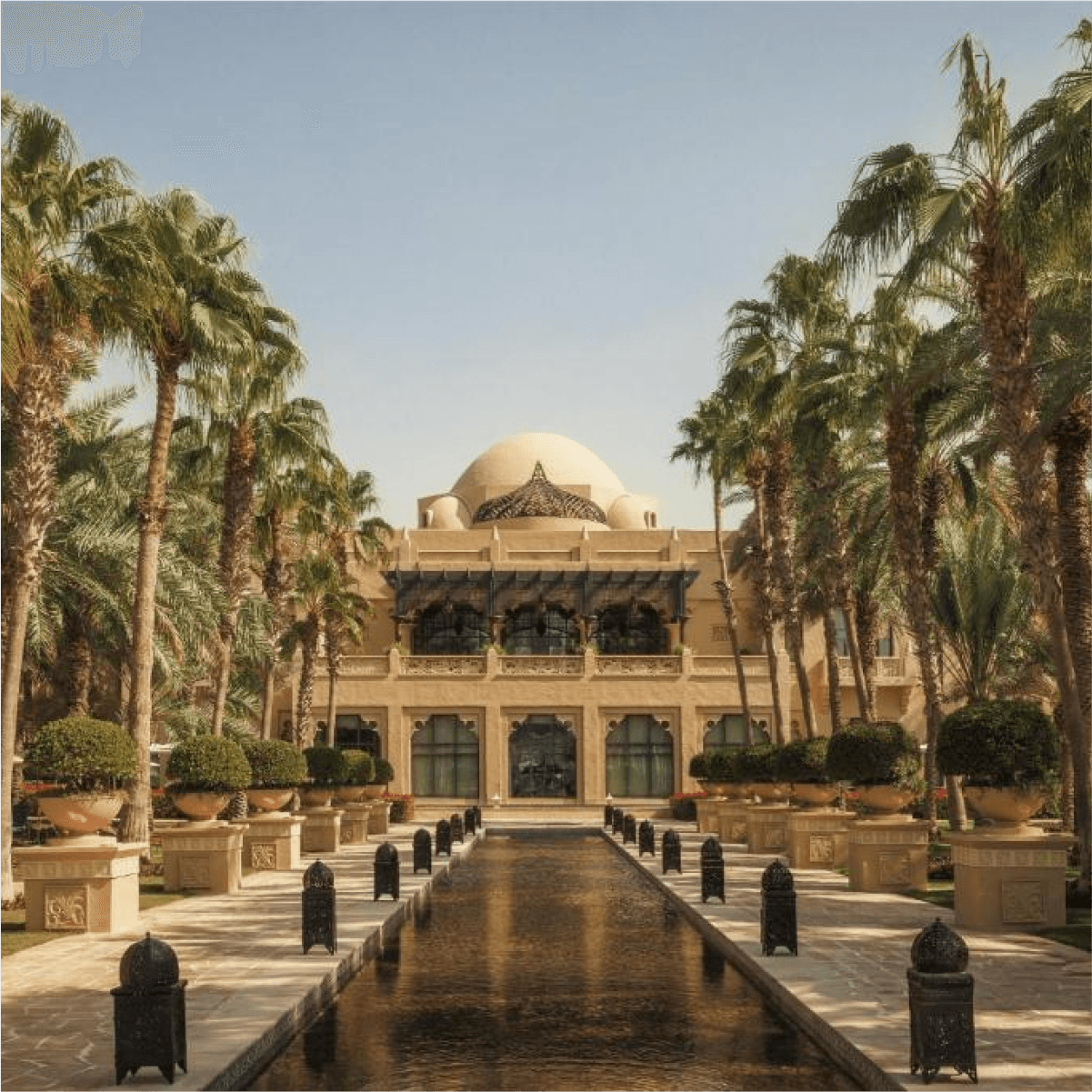 https://storage.tally.so/19bd595d-f7b8-4649-98ee-98a74b92b9cb/One-Only-Royal-Mirage.png