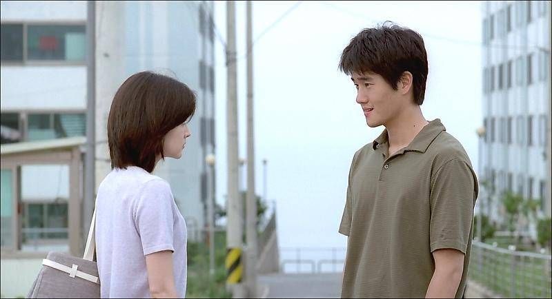 https://storage.tally.so/1ca924ca-c8dc-416b-b4f2-fc01dcc411e4/One.Fine.Spring.Day.2001.BluRay.720p.DTS.x264-CHD.mkv_005207625.jpg
