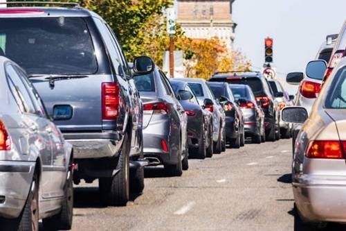 https://storage.tally.so/1d7924e1-59b3-468f-8b0f-e34fcebb8c43/Blocking-right-turn-lane.jpg
