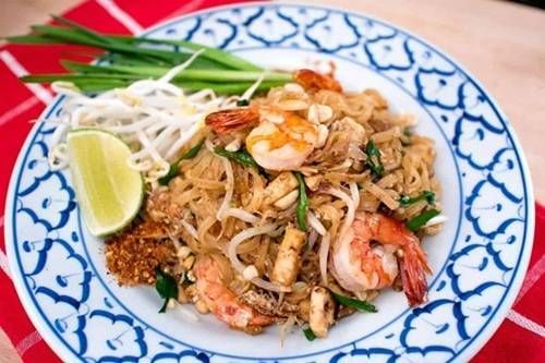 https://storage.tally.so/2a907f9d-1369-434b-862f-201f00c5cfc9/PadThai.jpg