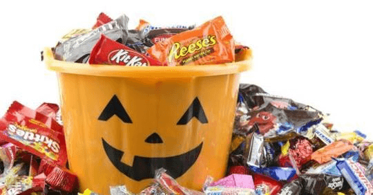 https://storage.tally.so/4288e331-3feb-4c16-a22e-f1dab1b8c6cf/Favorite-TrickOrTreat-Candy--Header.png