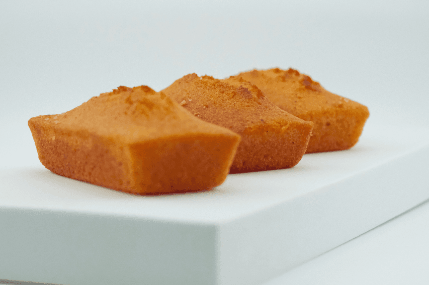 https://storage.tally.so/4ba363f7-cd8d-4a8f-bc02-4762a8d7d189/SAPODILLA-ROLL-CAKE.png