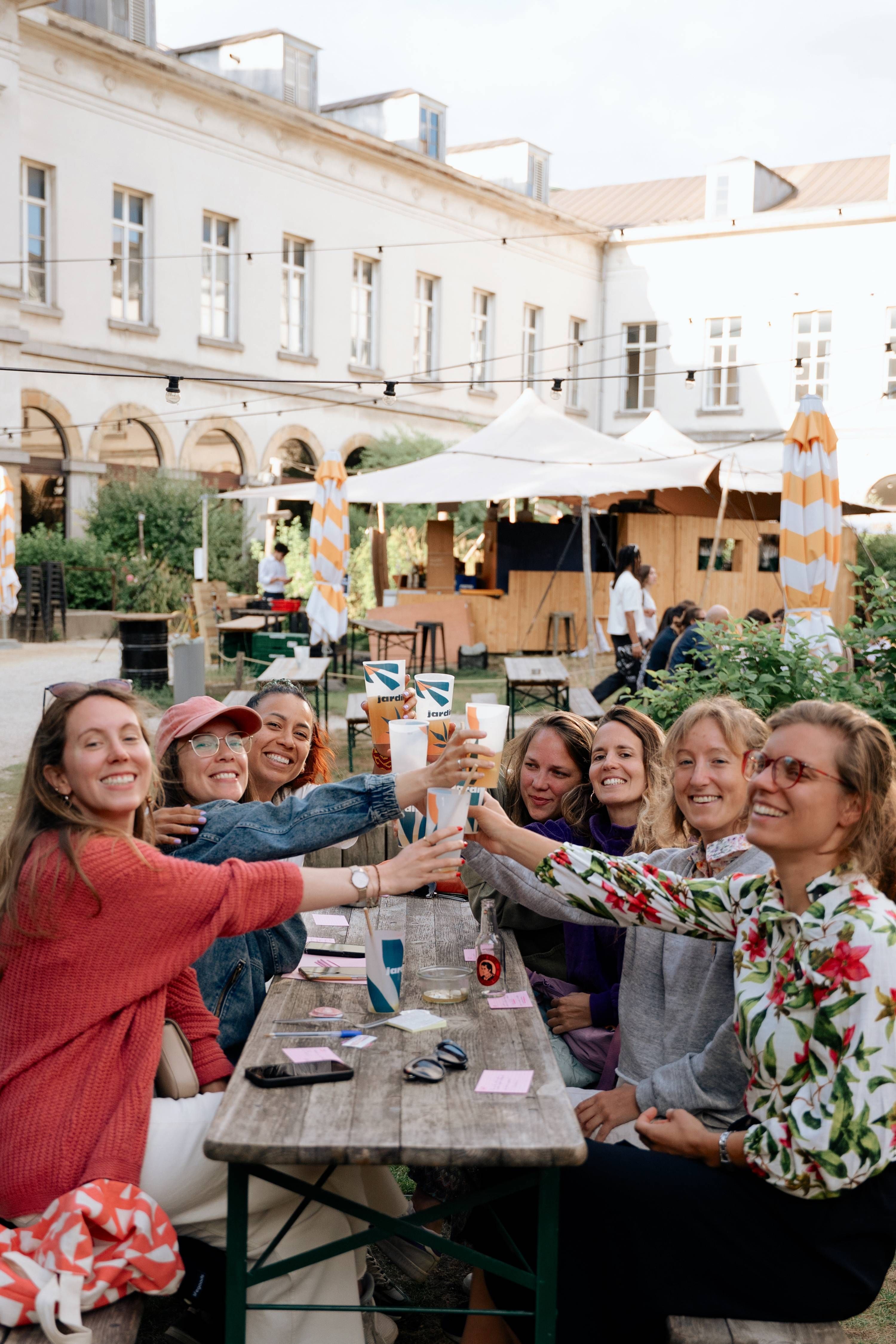 https://storage.tally.so/505a1e21-5c6c-483c-8347-59c966bc8e14/Apero-tribu-Boost-8.jpg