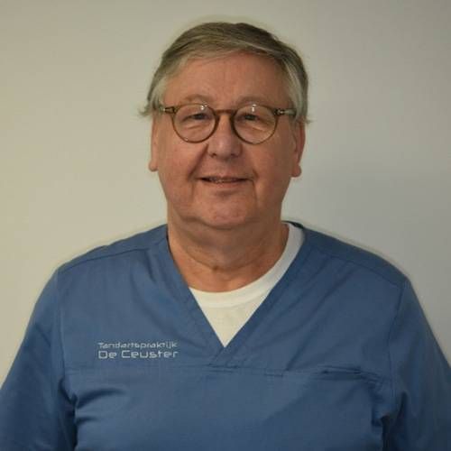 https://storage.tally.so/67e04c85-f4a4-4c50-a7f5-48ba6ce689c4/jan-de-ceuster-tandarts-tandartspraktijk-de-ceuster.jpg