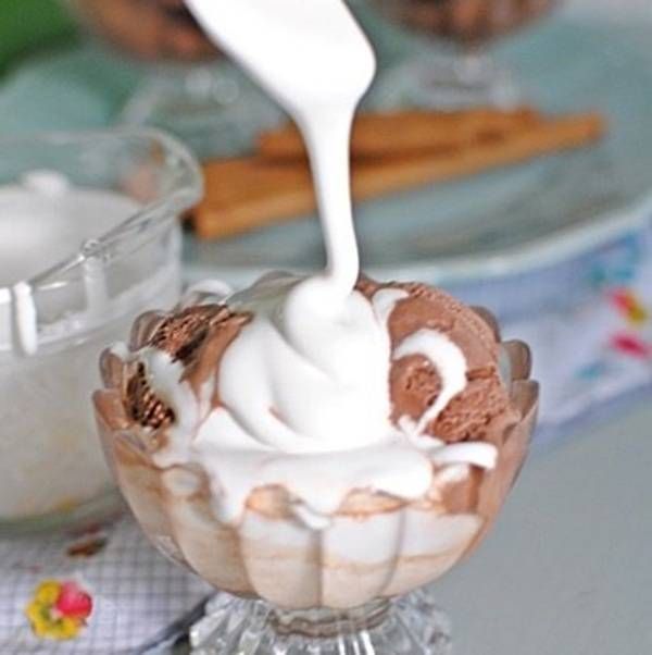 https://storage.tally.so/77e6f06e-41bc-4326-89db-e79ec9242e35/MarshmallowSauce.jpg