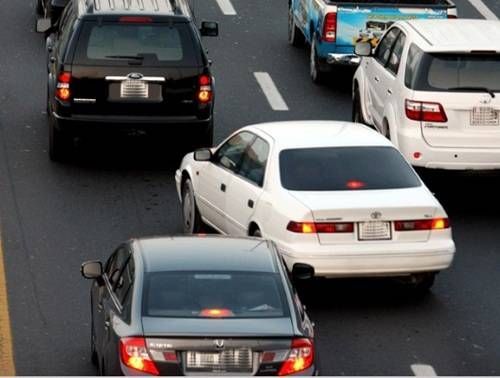 https://storage.tally.so/862a7d0b-d006-45df-ac9d-fa476b4389fe/Changing-lanes-on-highway-without-turn-signal.jpg