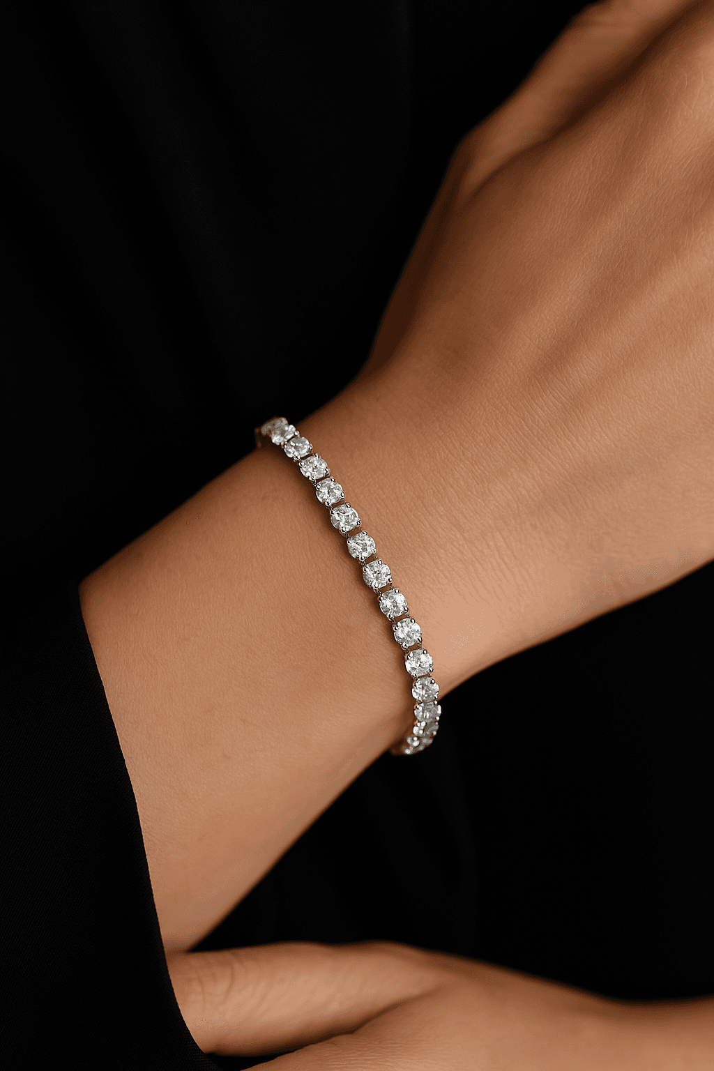 https://storage.tally.so/89e74e67-aced-4b55-a647-b9005553e8b8/20250511_0131_Elegant-Bracelet-Showcase_remix_01jty8hqz0ehqszcm07z6t58dj.png