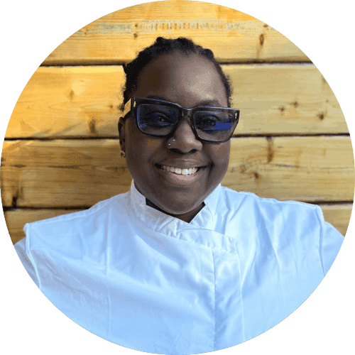 https://storage.tally.so/a1d7f351-3900-45ff-b752-a110c39a0926/chef-brittany.png