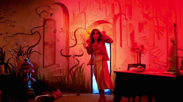 https://storage.tally.so/a689f38c-f1bb-4a9d-9a25-4f8e02ee6884/suspiria.jpg