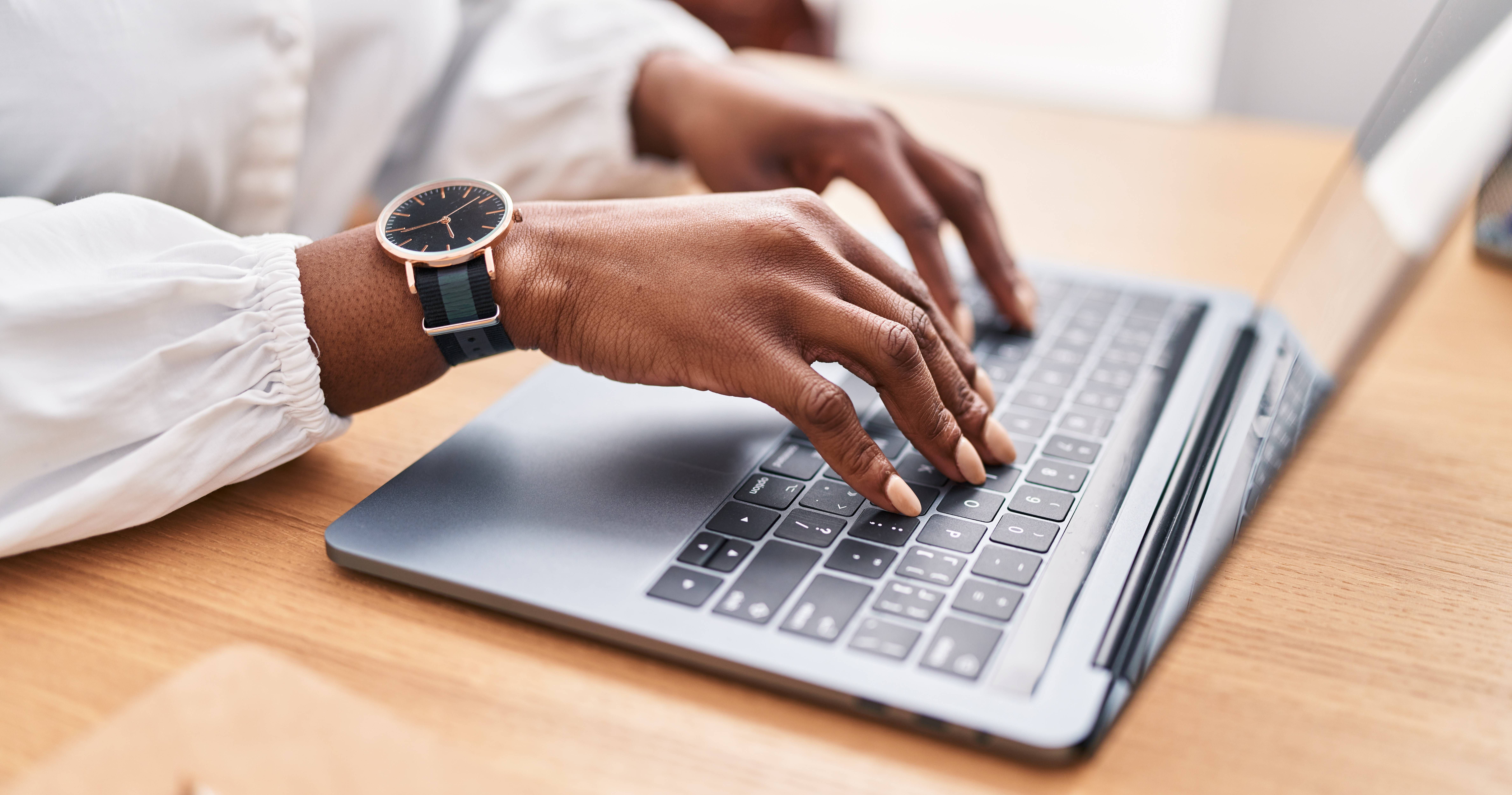 https://storage.tally.so/ac9c682c-56c0-4e4c-92ff-29e2b367556b/african-american-woman-business-worker-using-laptop-office.jpg