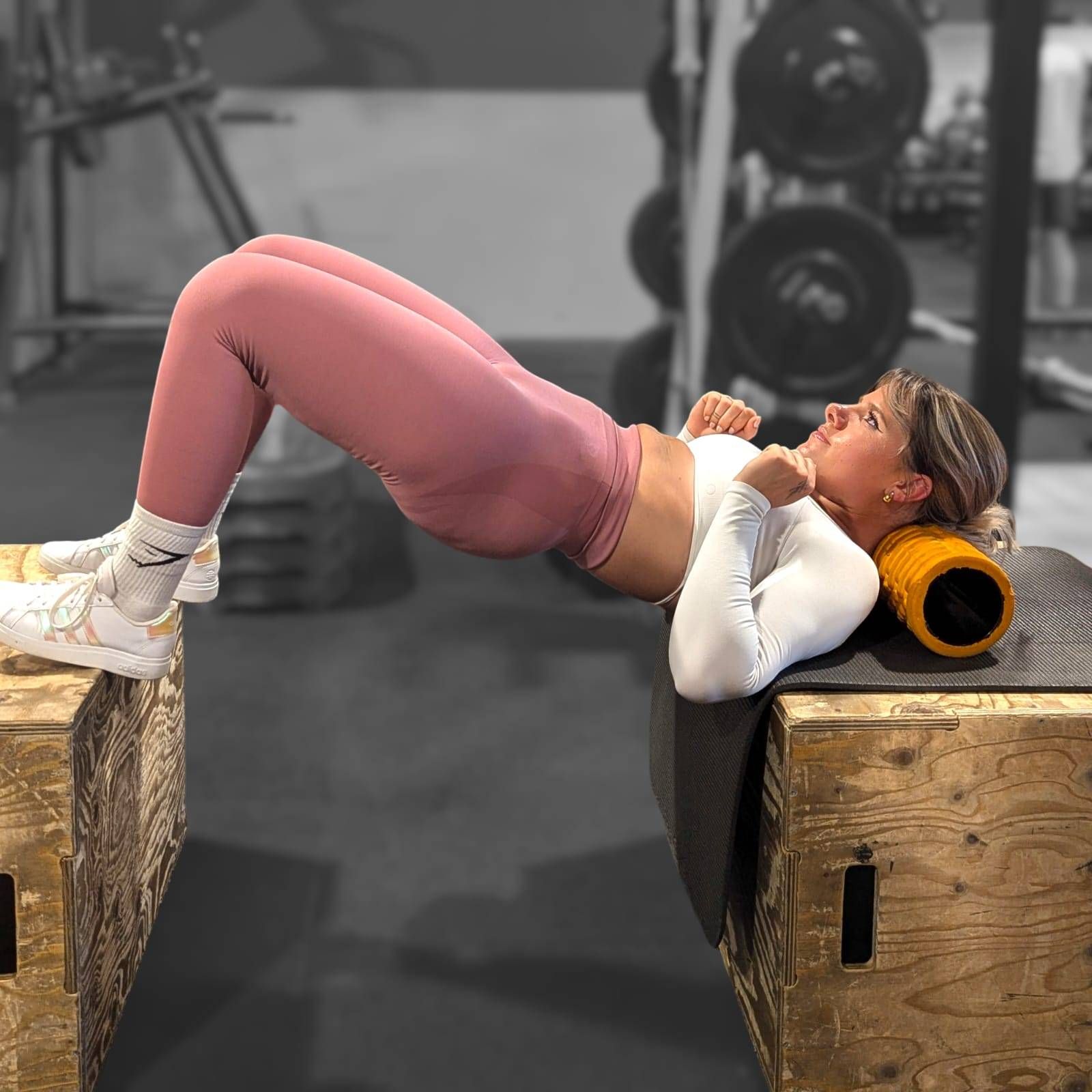 https://storage.tally.so/b3a5721b-b594-4290-b7d1-dcfd562fc16e/2-2-Hip-thrust-double-sureleve-2.jpg