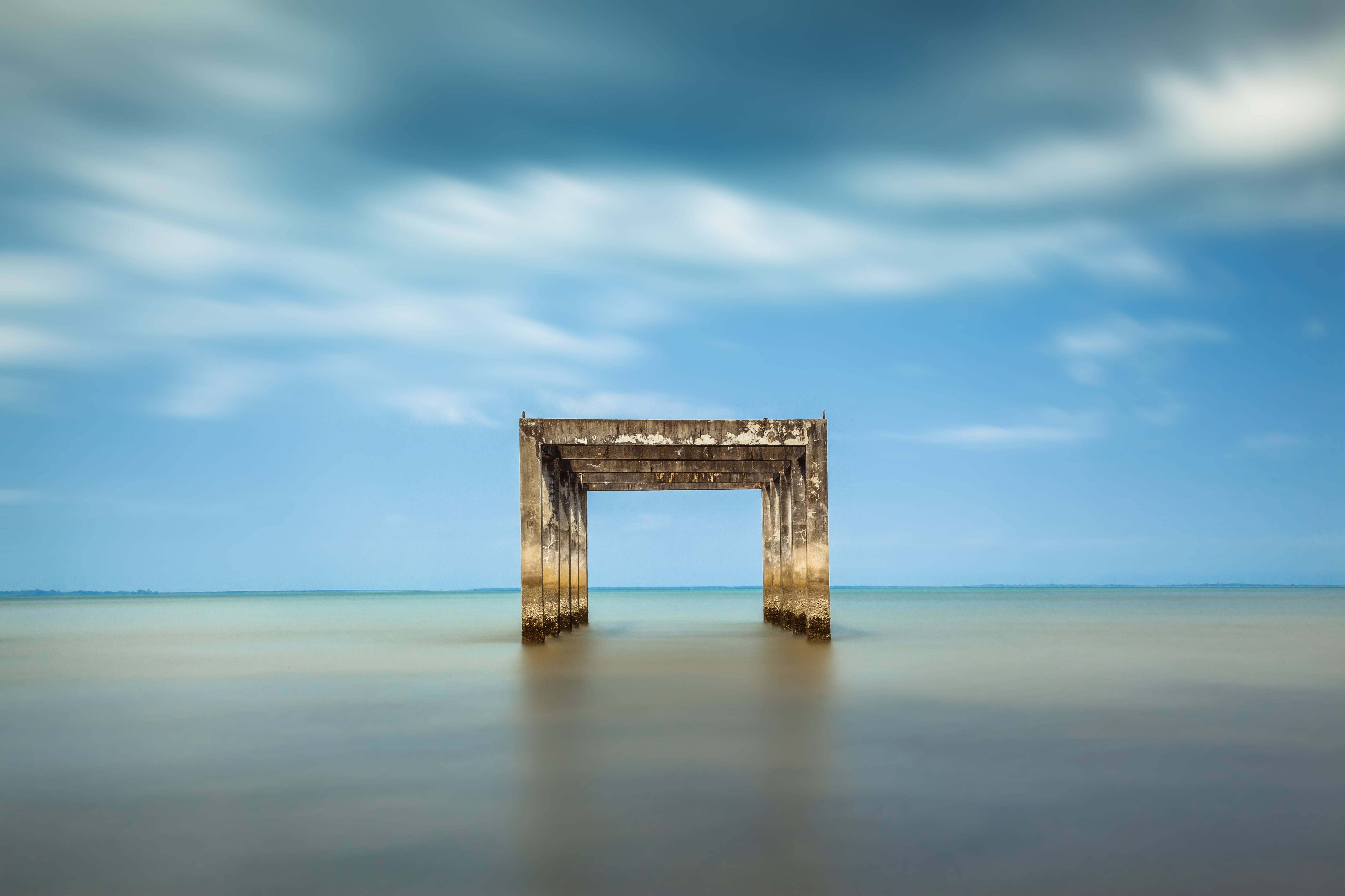 https://storage.tally.so/b3f261fc-b2d0-49ce-90ba-27cedc97a93a/Maksym-Khytra-Ukraine---Sea-Gate.jpg