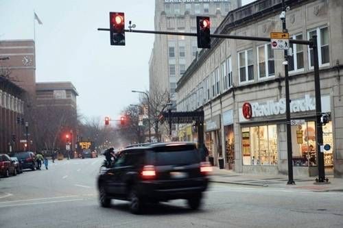 https://storage.tally.so/c2144ba9-8202-4f51-9cca-b0cd0a2ca17f/Running-a-red-light.jpg