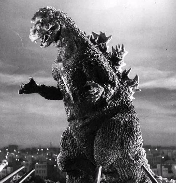 https://storage.tally.so/d3a1a233-96e6-4b64-b45c-9835a2776a66/GodzillaClassic.jpg