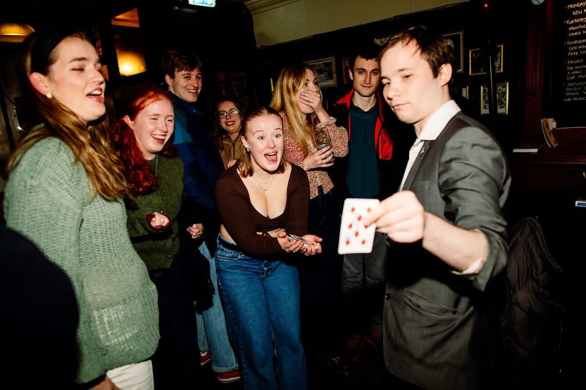 Performing photo of magician Jaie Blunt