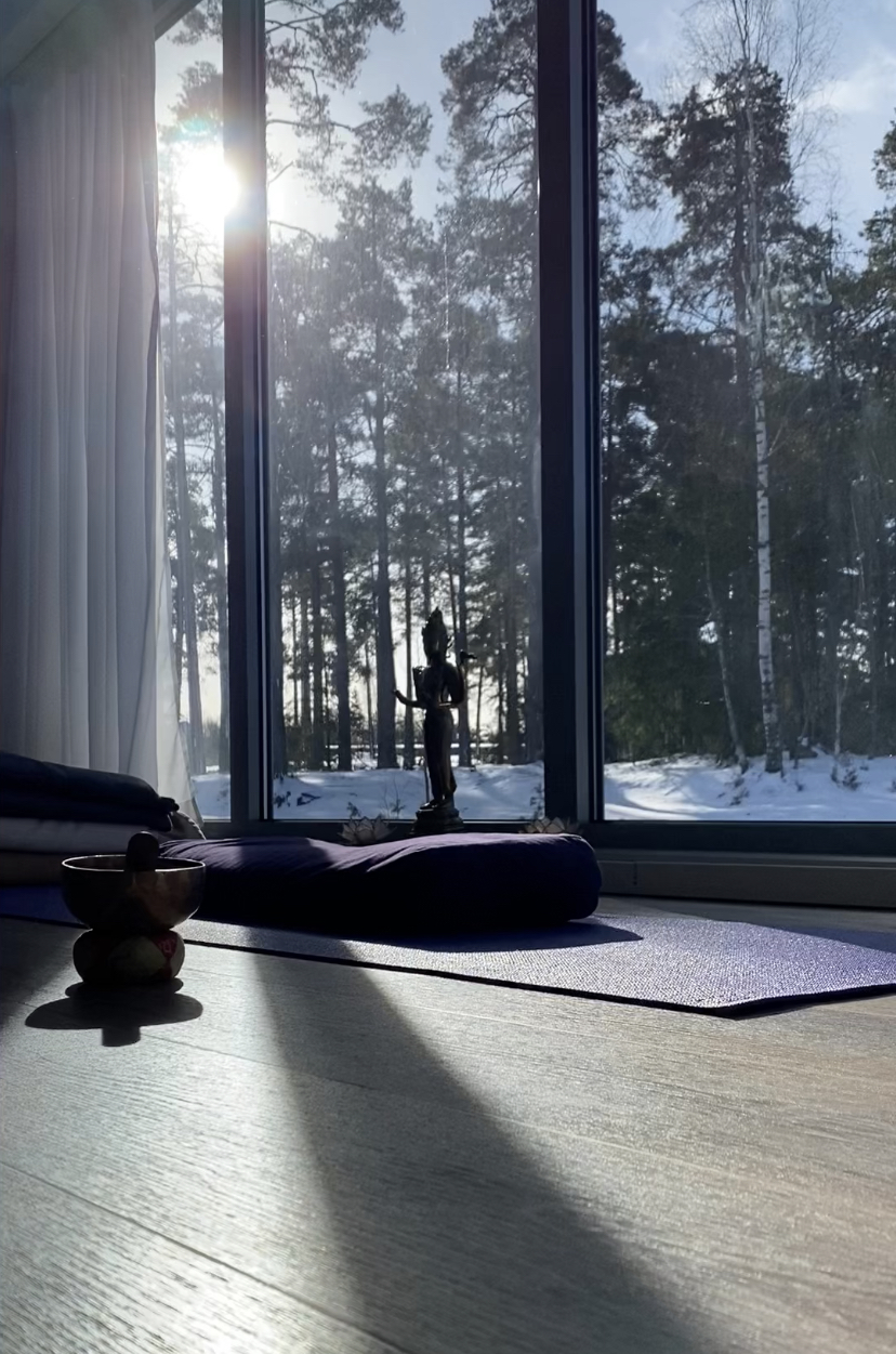 Peaceful Younity (Tyresö Yogacenter)